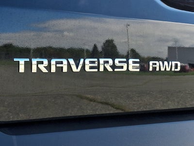 2023 Chevrolet Traverse LT Cloth