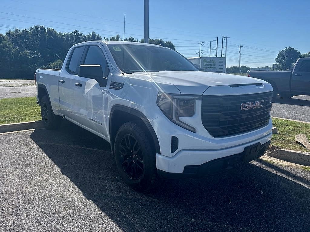 2026 GMC Sierra 4WD Double Cab Standard Box Pro's photo