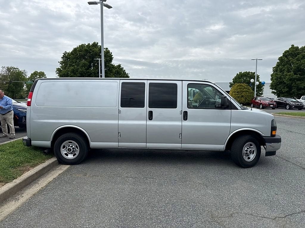 2019 GMC Savana Cargo 2500 Work Van
