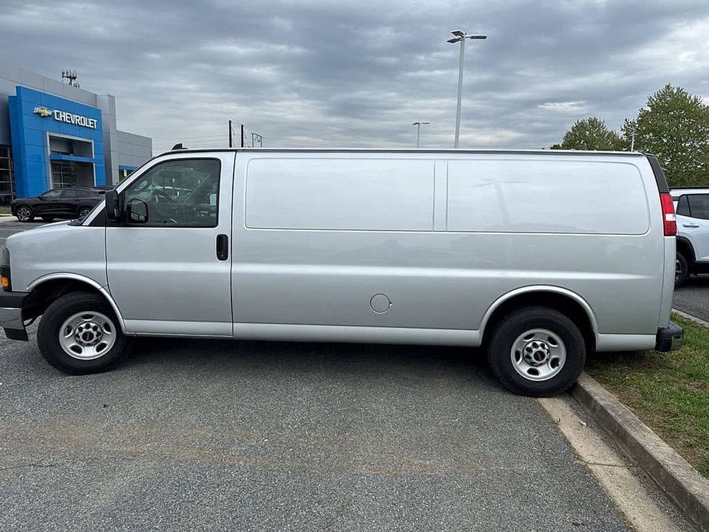 2019 GMC Savana Cargo 2500 Work Van