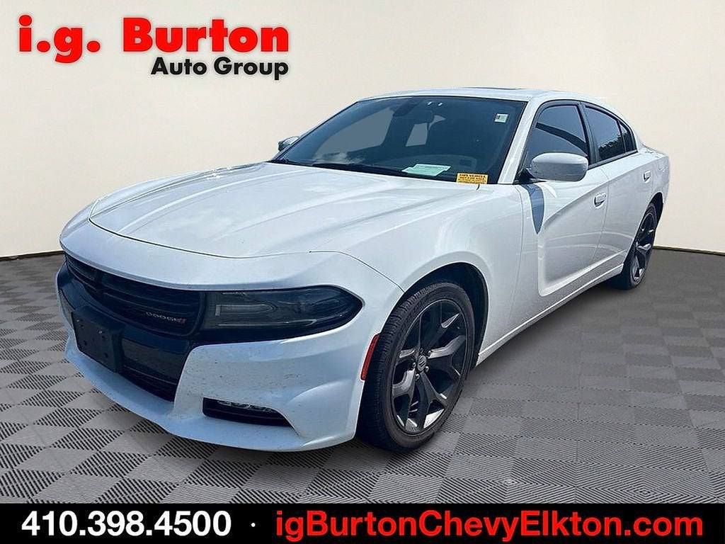2017 Dodge Charger SXT RWD