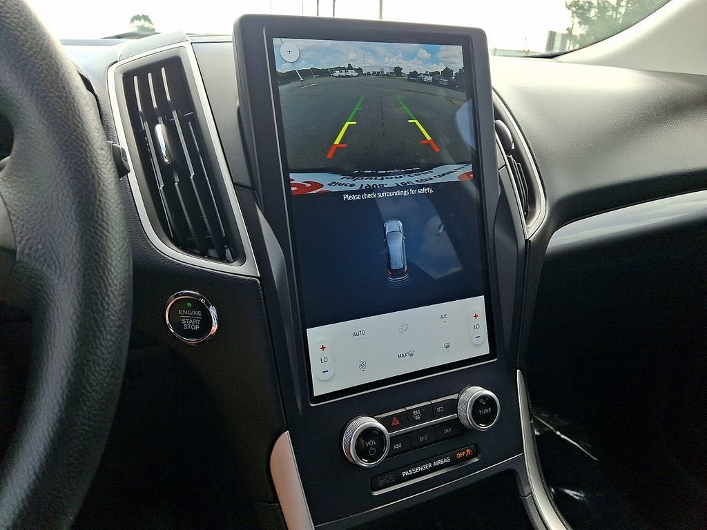 2023 Ford Edge SE