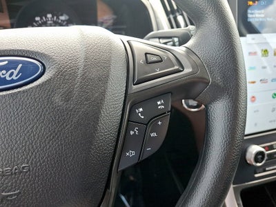2023 Ford Edge SE