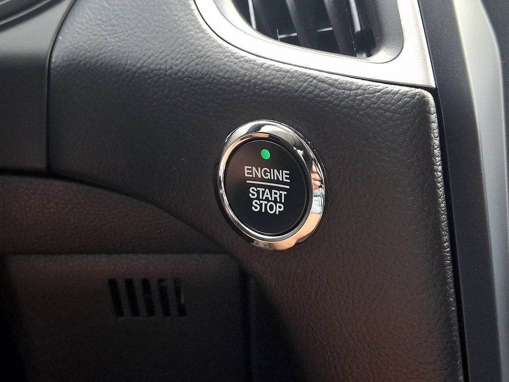 2023 Ford Edge SE