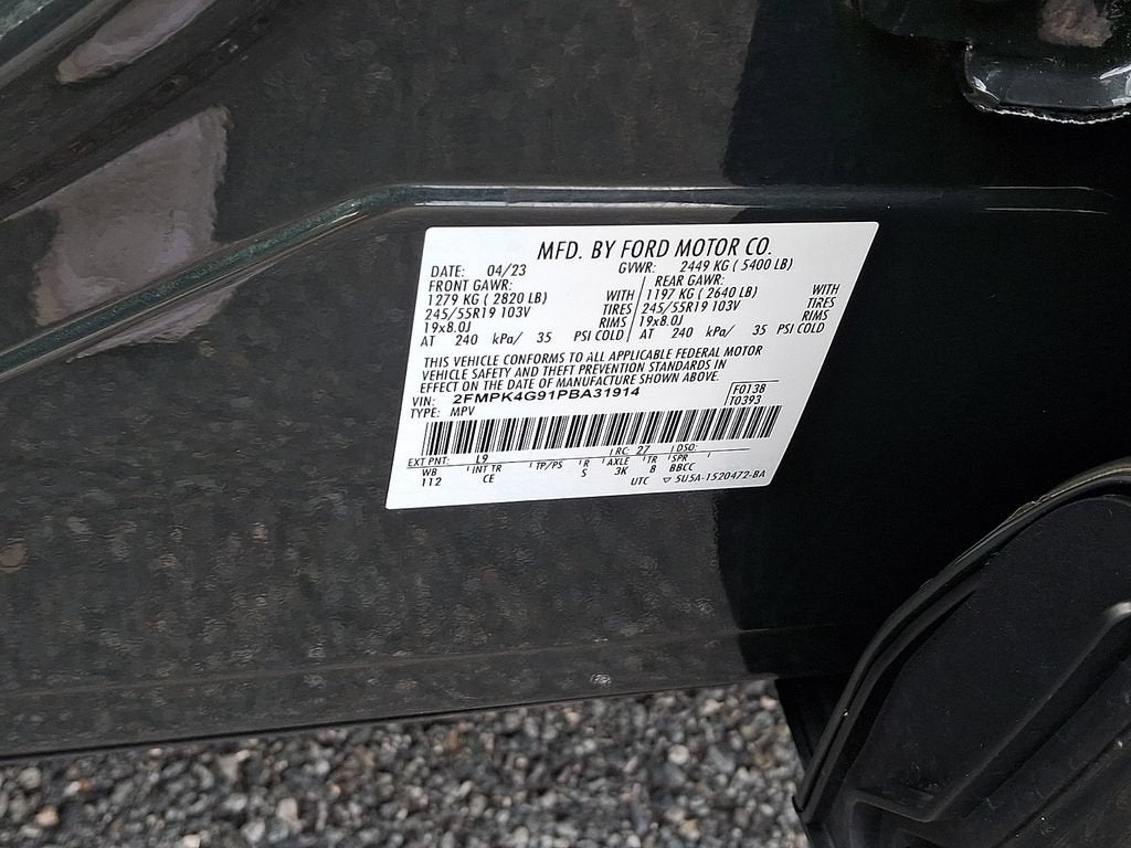 2023 Ford Edge SE