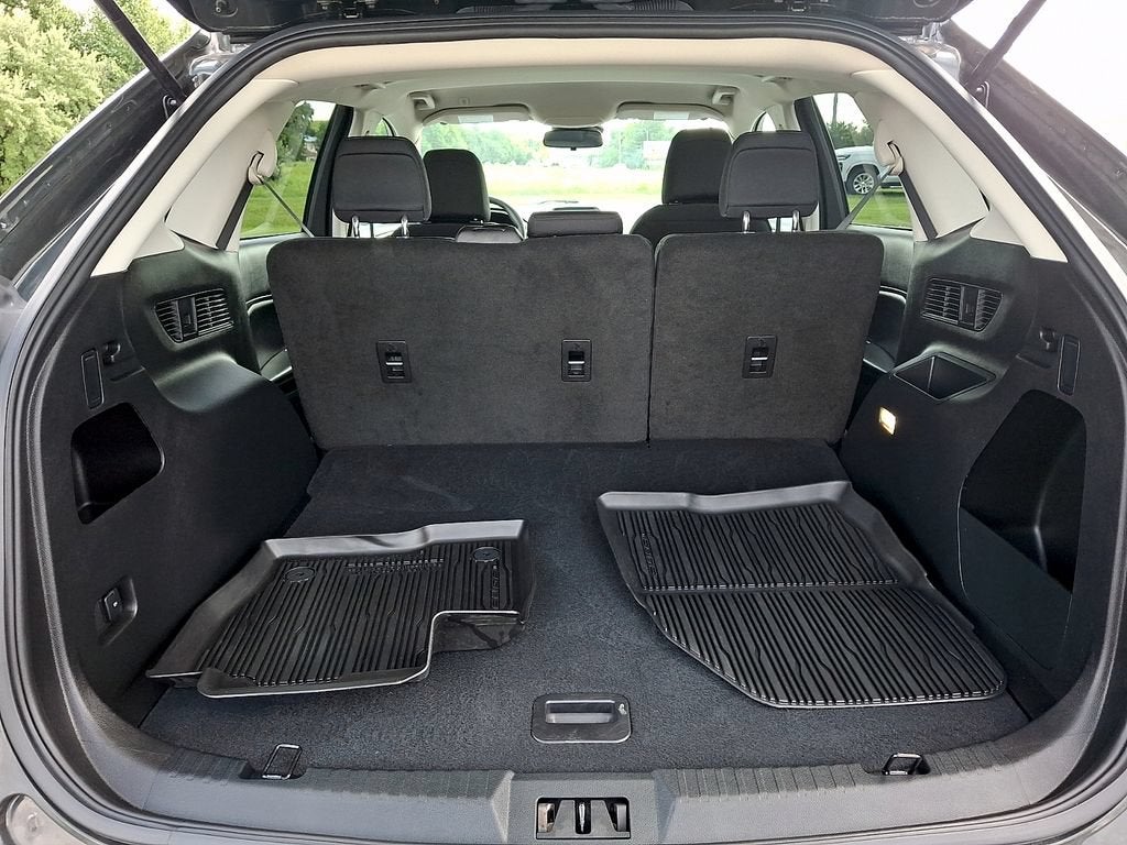 2023 Ford Edge SE