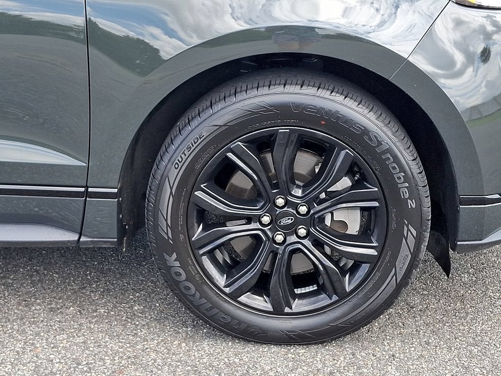 2023 Ford Edge SE
