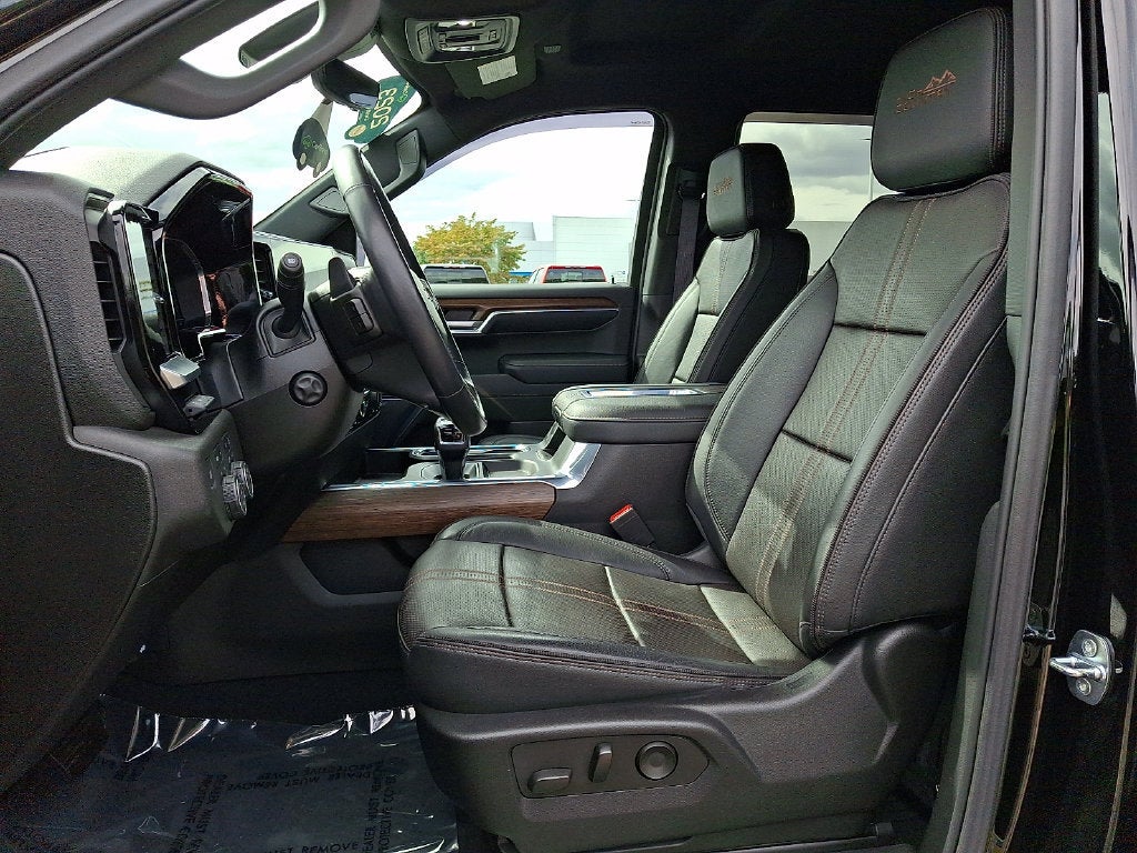2022 Chevrolet Silverado 1500 High Country