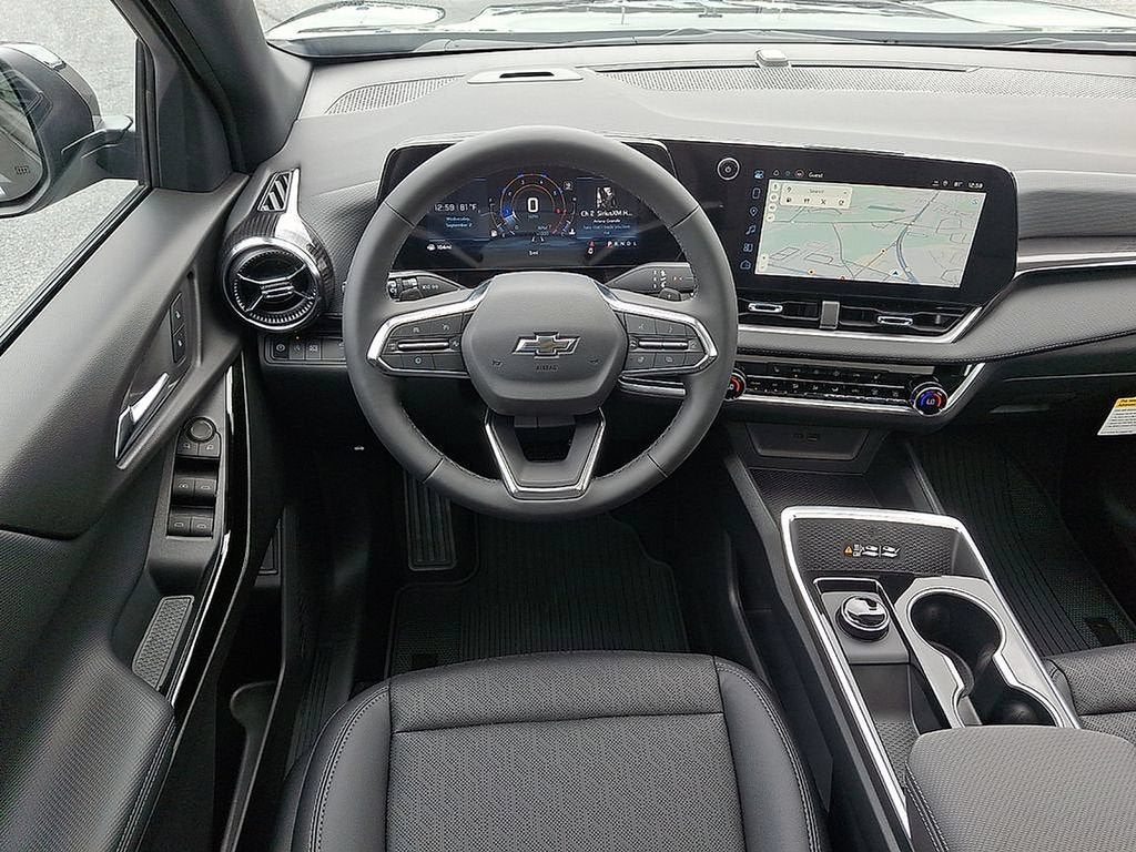2027 Chevrolet Equinox LT - Photo 7
