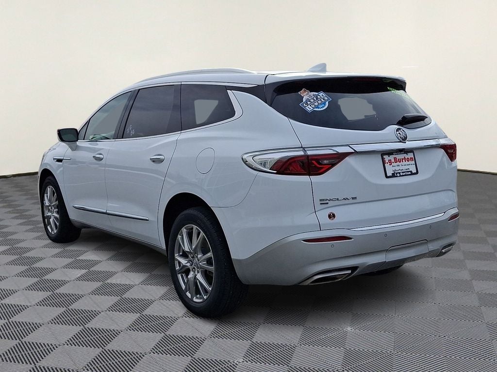 2023 Buick Enclave Essence
