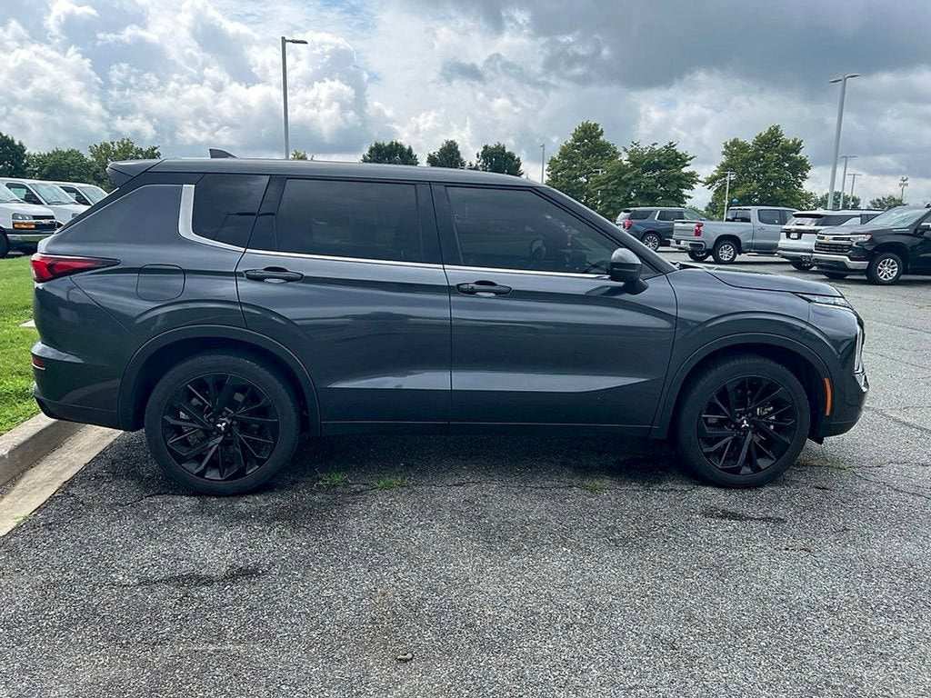 2024 Mitsubishi Outlander SE Black Edition S-AWC
