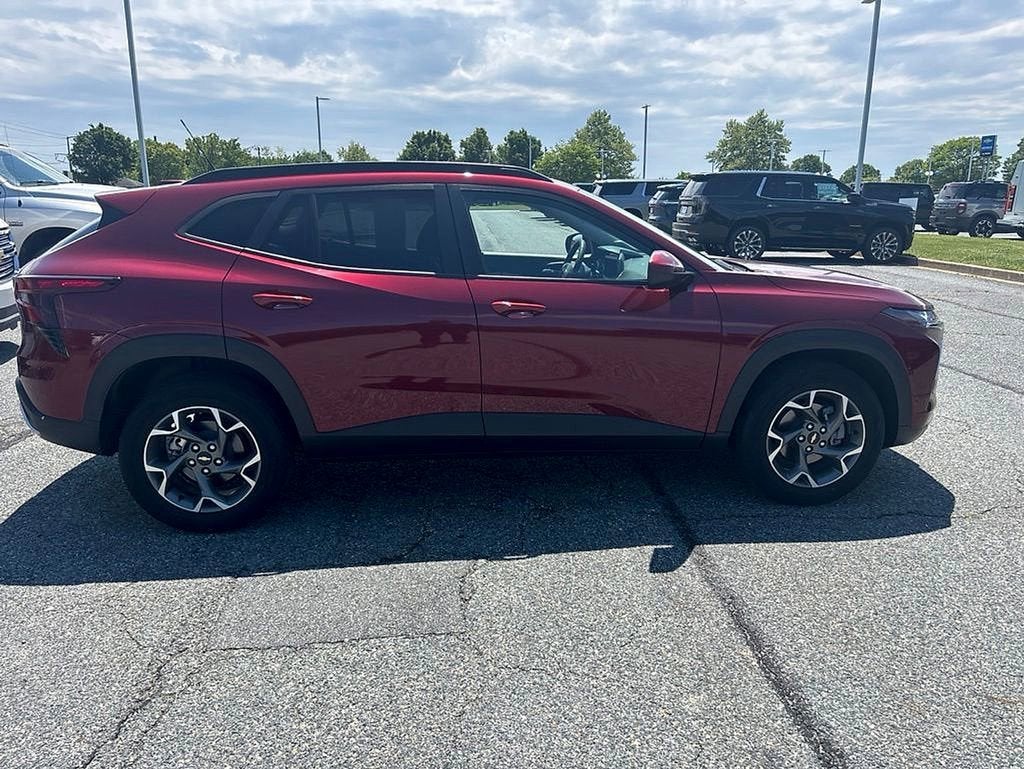 2024 Chevrolet Trax LT
