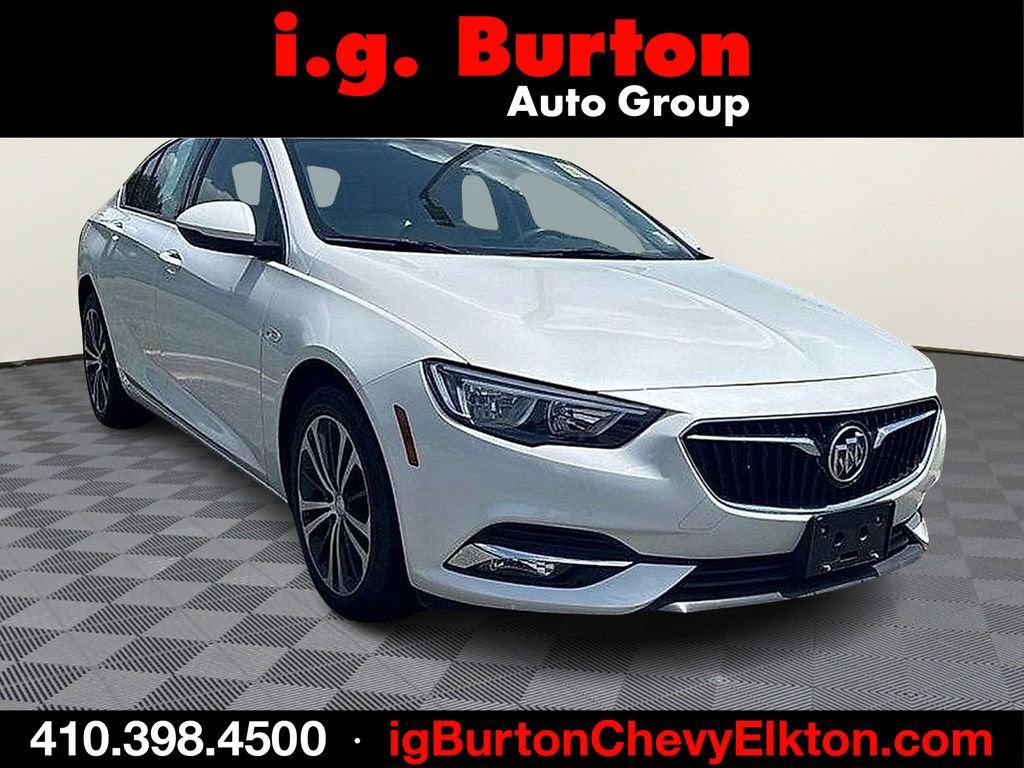 2019 Buick Regal Sportback Essence