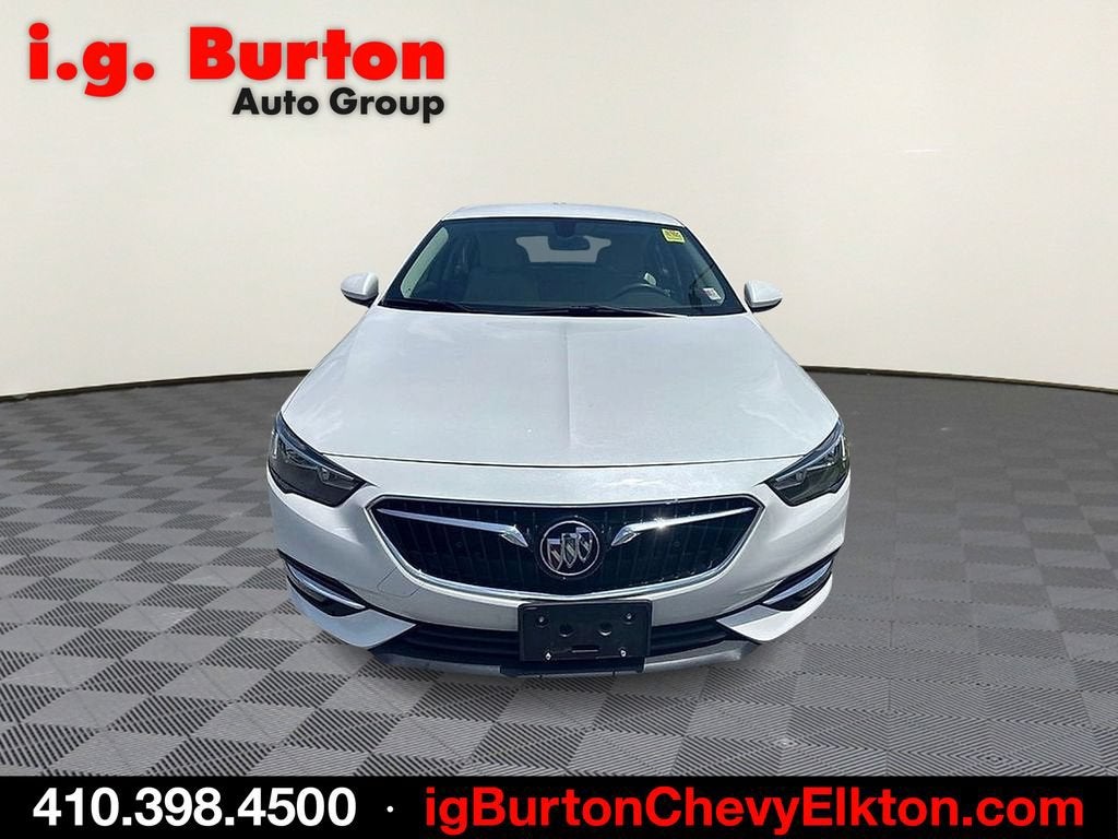 2019 Buick Regal Sportback Essence