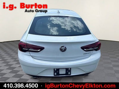 2019 Buick Regal Sportback Essence