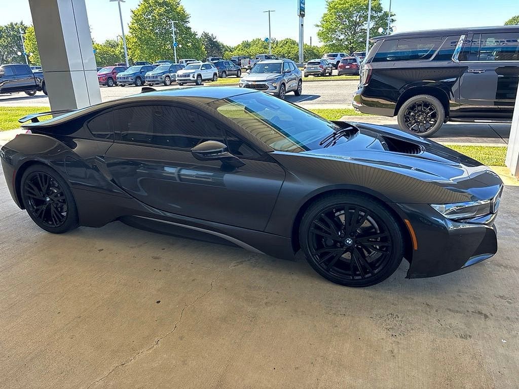 2017 BMW i8 2DR CPE