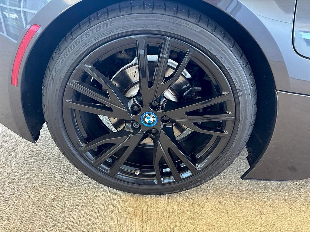 2017 BMW i8 2DR CPE